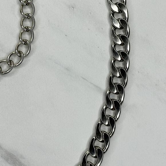 Silver Tone Flat Chain Link Belt Y2K Festival One Size (OS) ✨ - Picture 5 of 12